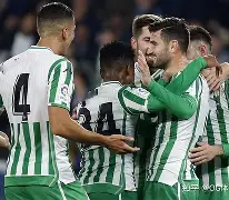 贝蒂斯高层 球队未与皇马展开球员转会谈判