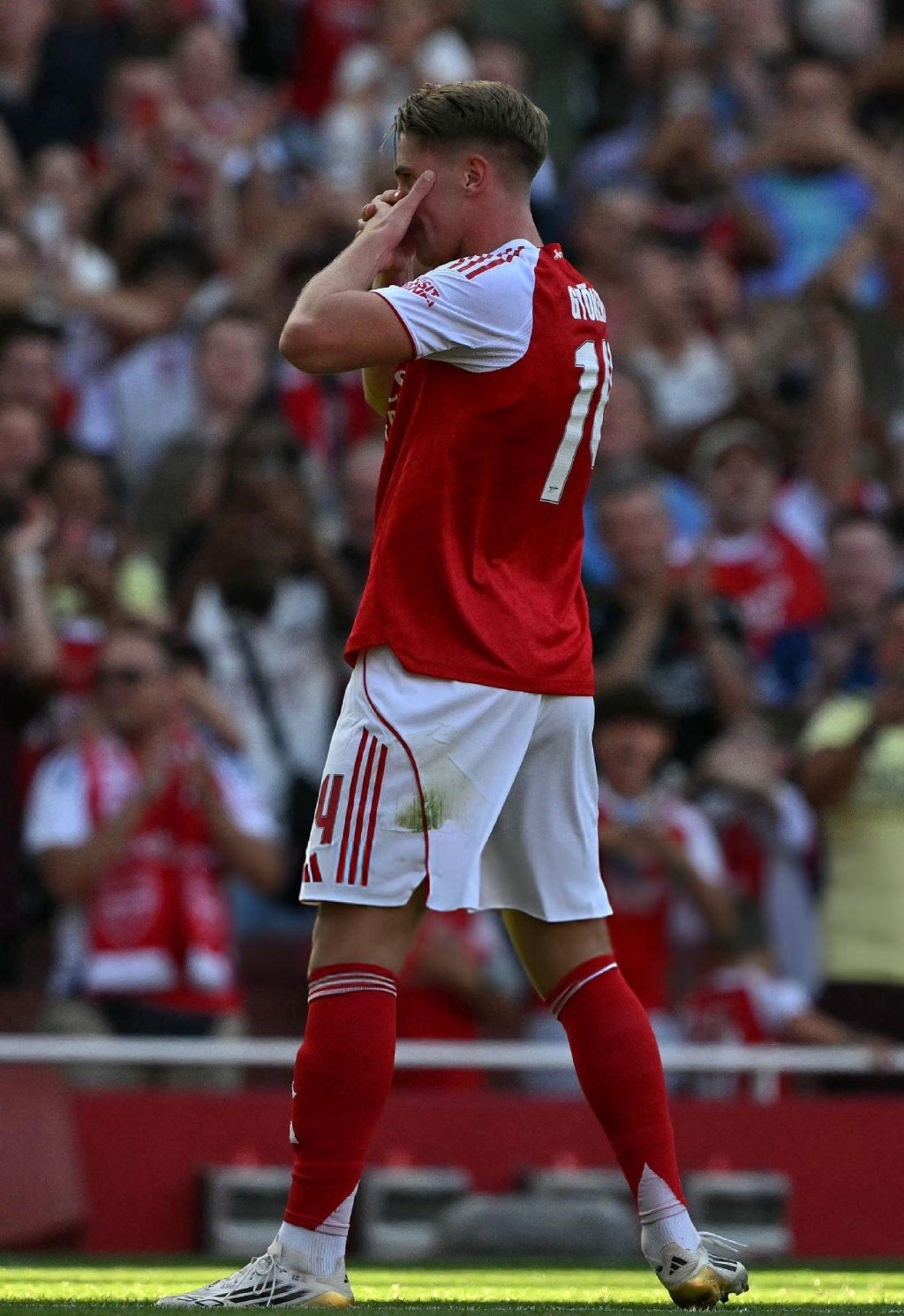 九游体育-勇士vs马刺全场回放