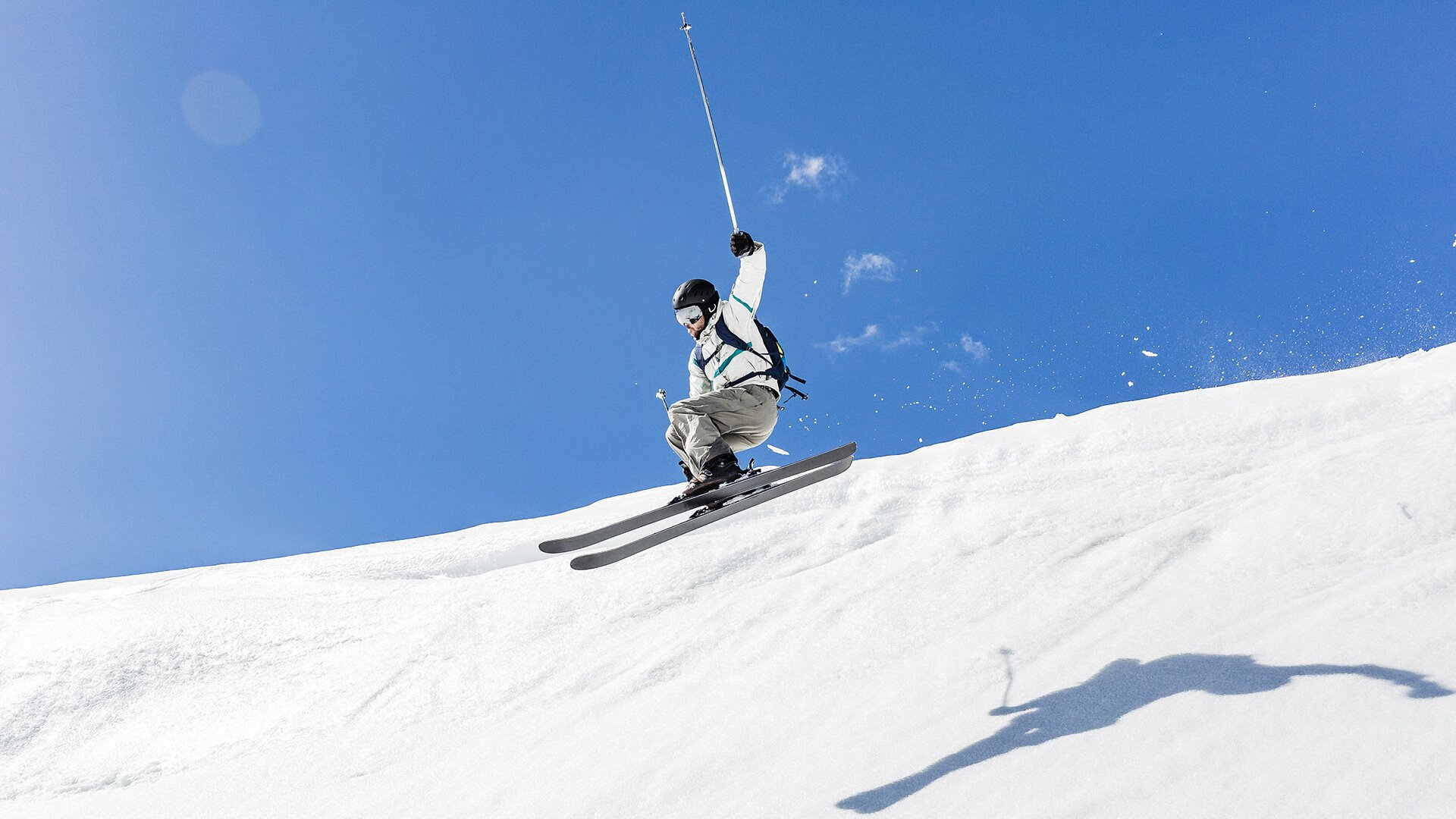 九游体育官方网站-纳达尔至今英超出牌最多引热议